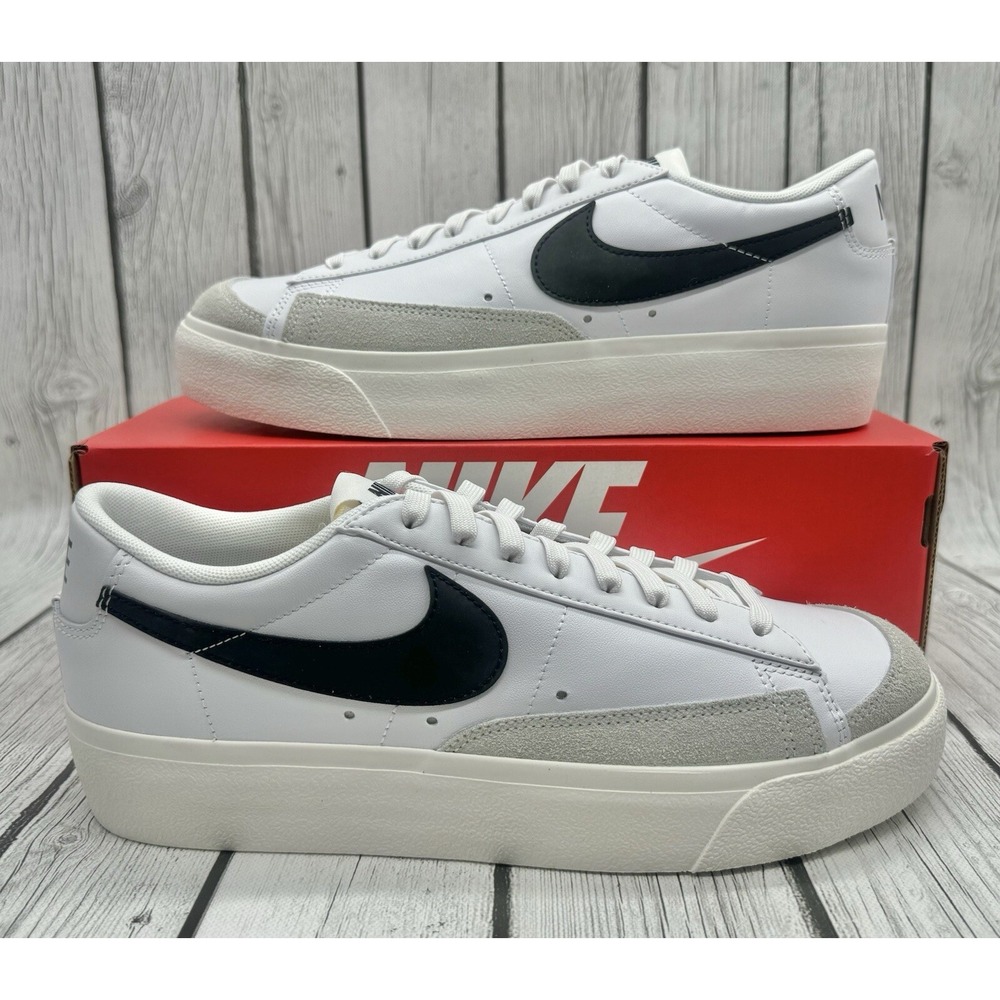 Nike Women's Blazer Low Platform White Black Size 11.5 DJ0292-101 New